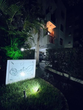 Apartamento charmoso a 400mts da praia da Enseada